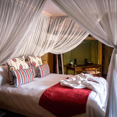 Monate Game Lodge โมดิมอเลอ ภายนอก รูปภาพ