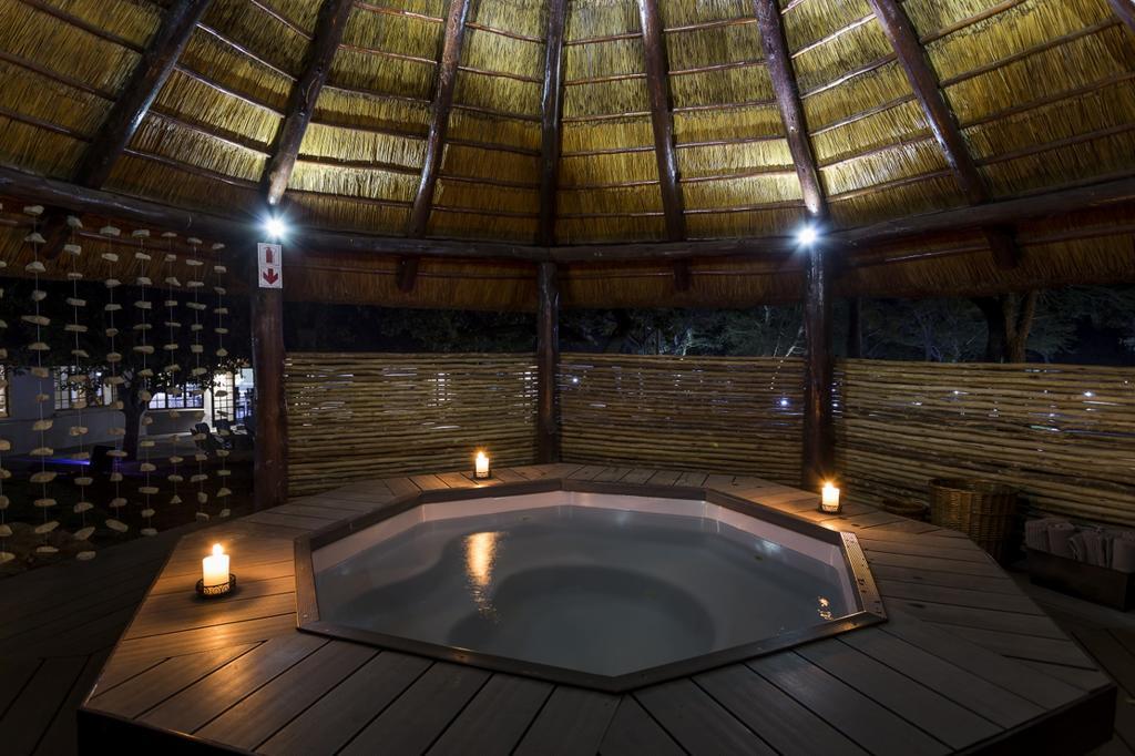 Monate Game Lodge โมดิมอเลอ ภายนอก รูปภาพ