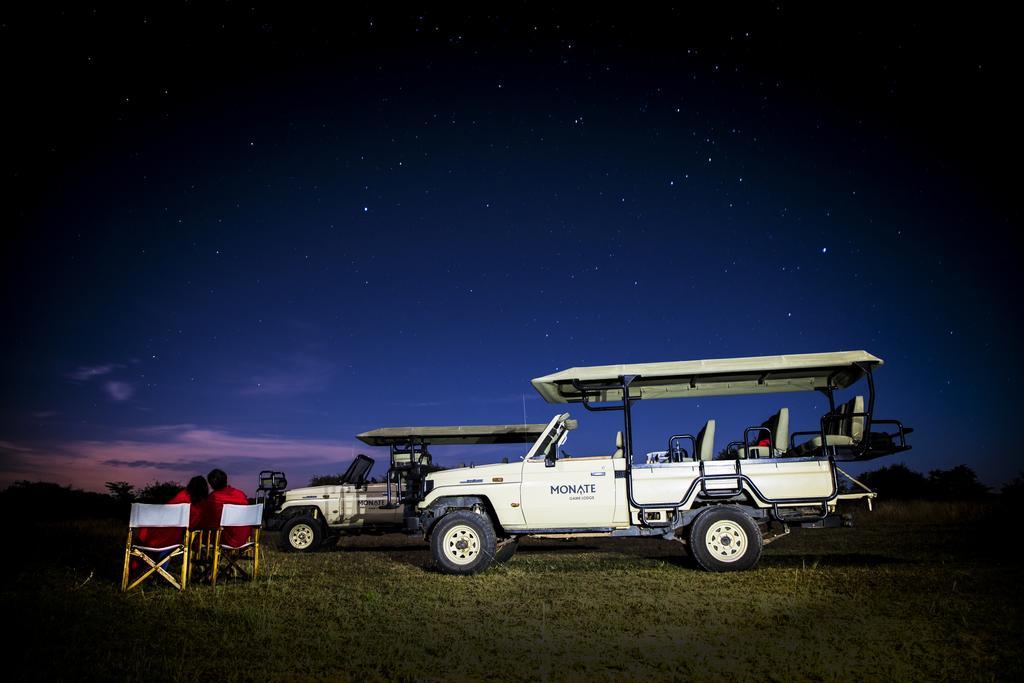 Monate Game Lodge โมดิมอเลอ ภายนอก รูปภาพ